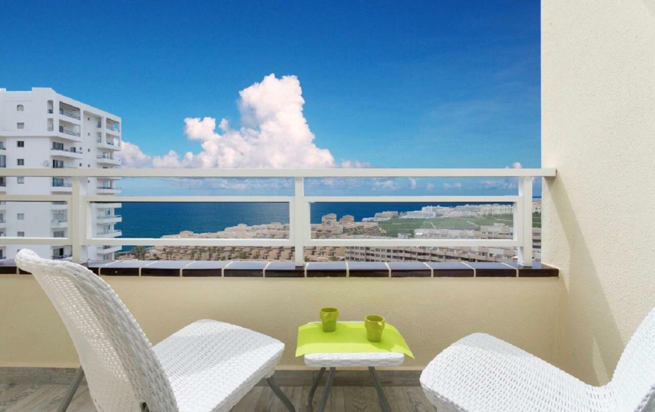 906 Luxury Paraiso Sea View *